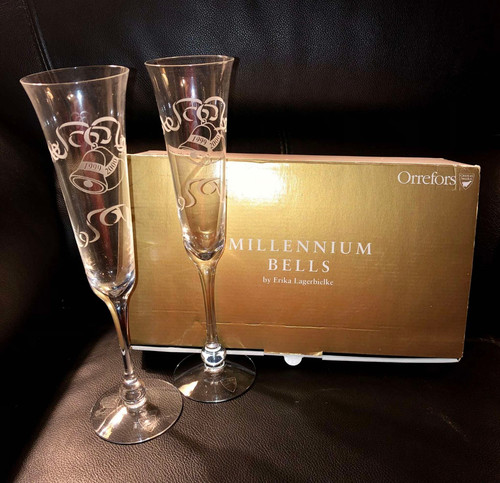 Orrefors millennium bells - "millennium, bells"
